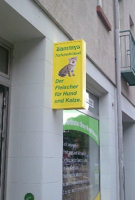 Fassadenschild Sammys Futterschüssel